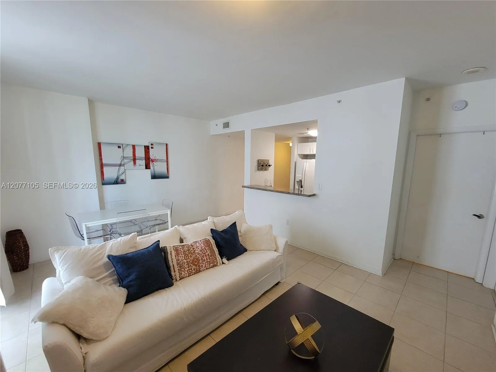Foto de propiedad en 185 SE 14th Terrace 1101, Miami, FL 33131 Miami con MLS# 