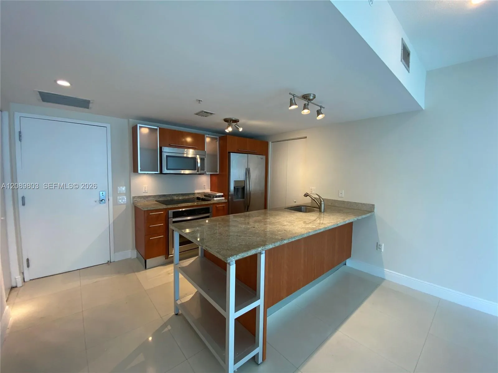 En Renta 185 SW 7 Street 2610, Miami, FL 33130, Miami, FL 33130