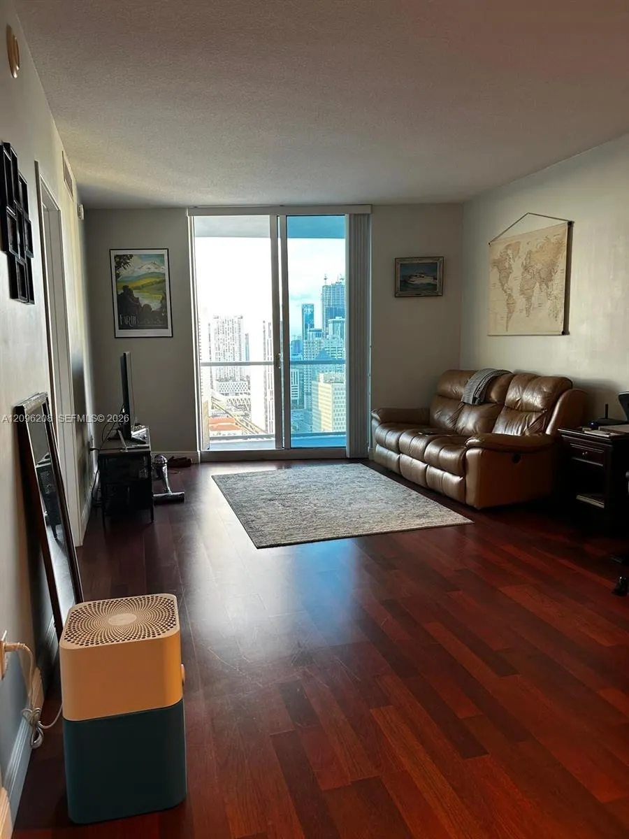 En Renta 185 SW 7th Street 1807, Miami, FL 33130, Miami, FL 33130