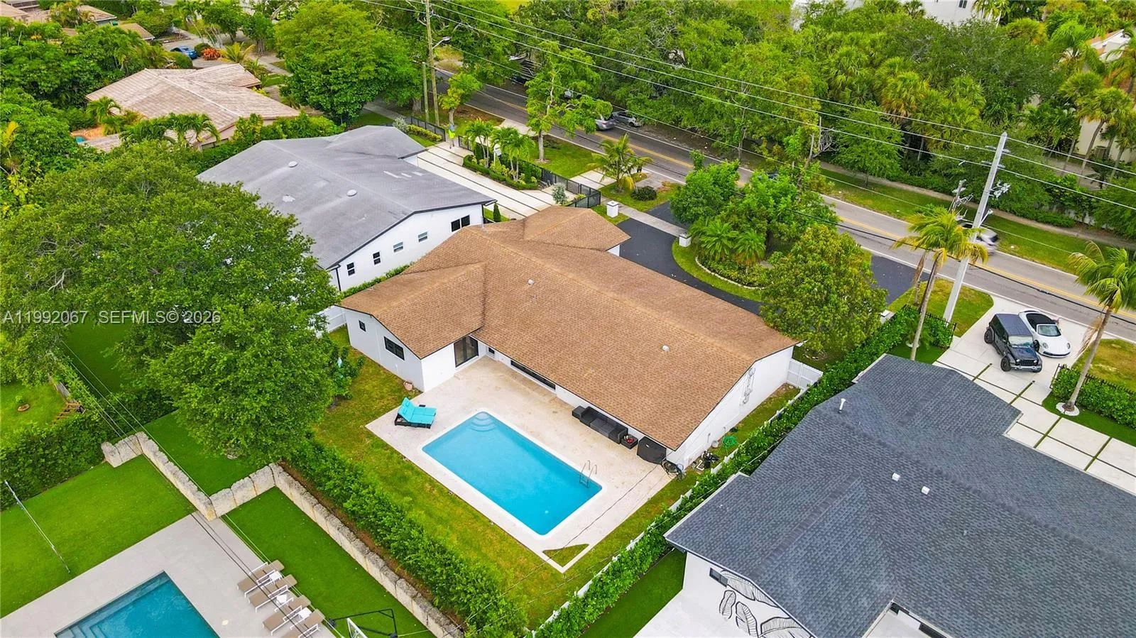 Foto de propiedad en 1850 NE 199th Street, Miami, FL 33179 Miami con MLS# 
