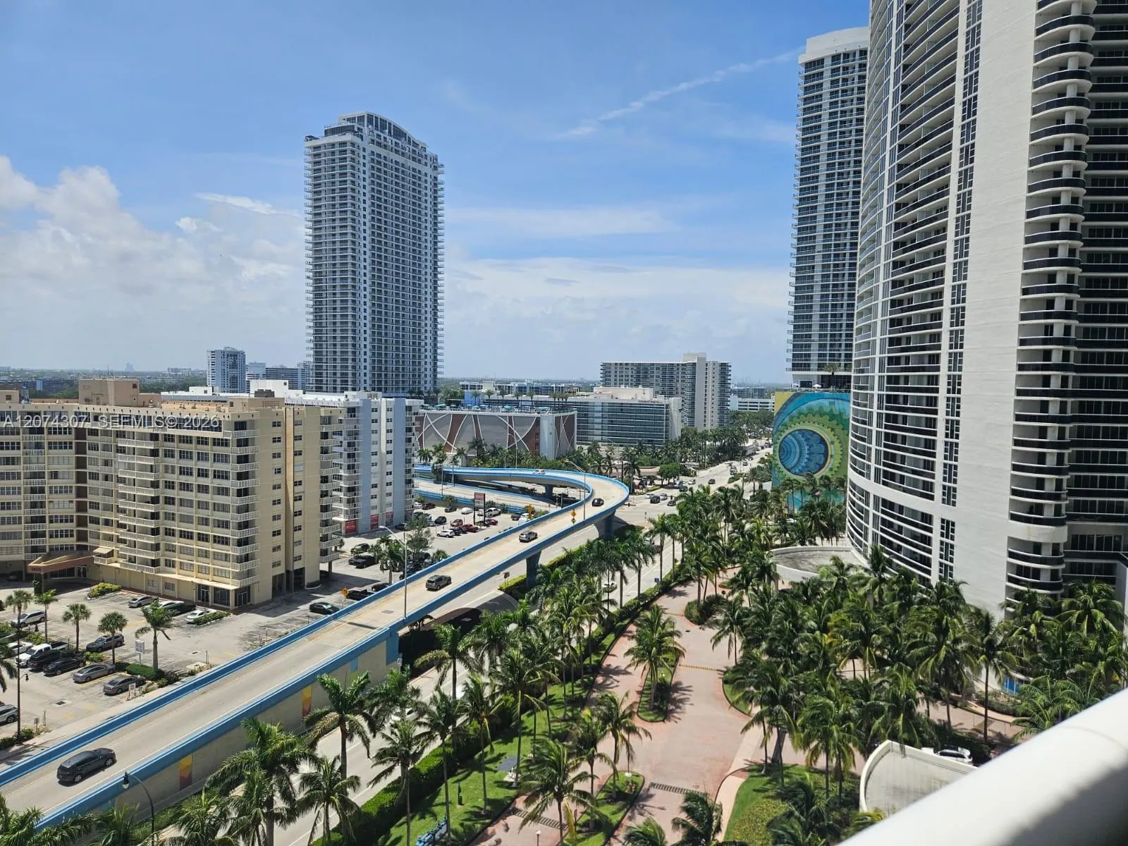 Foto de propiedad en 1850 S Ocean Drive 1409, Hallandale Beach, FL 33009 Hallandale Beach con MLS# 