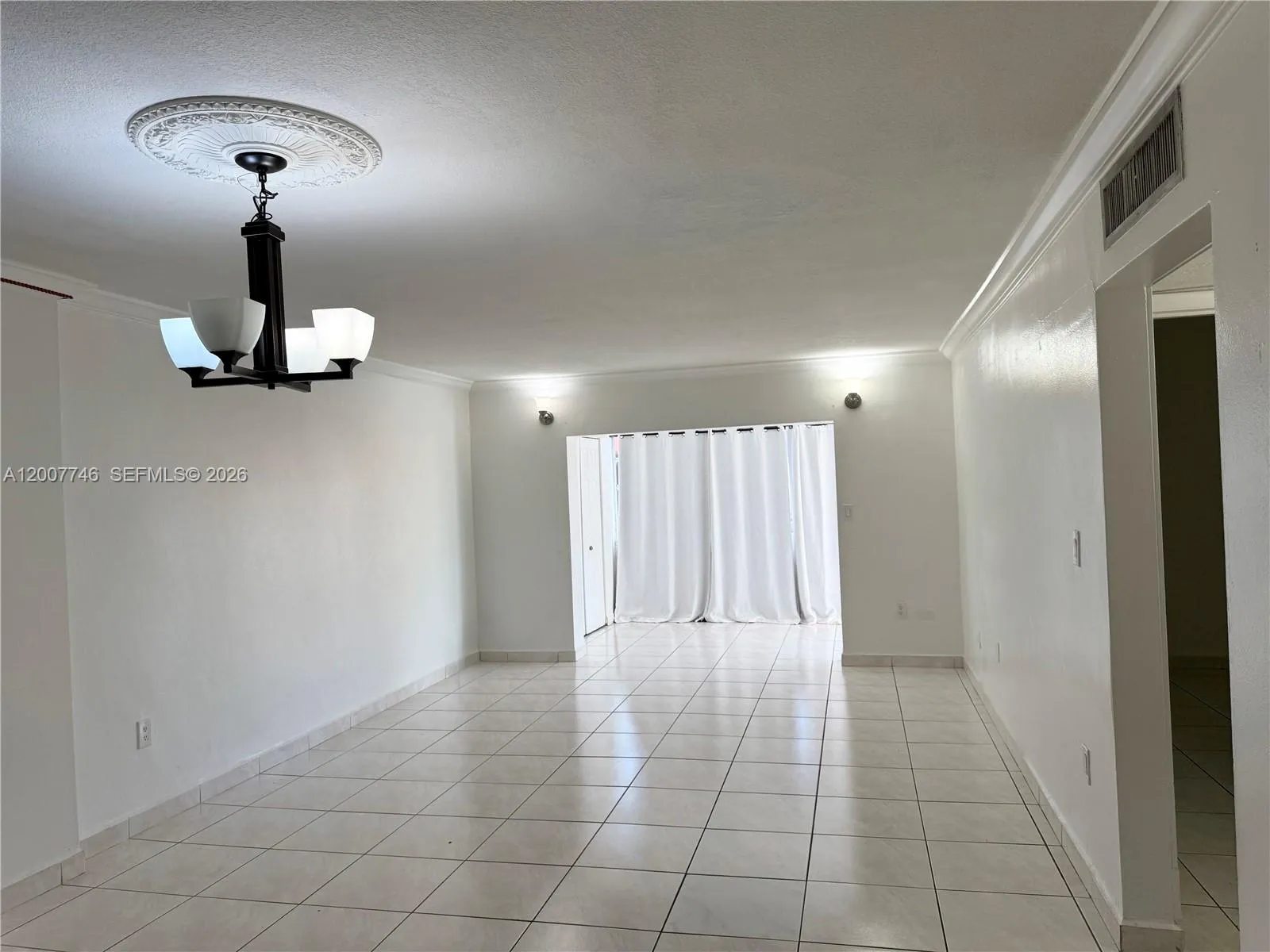 Foto de propiedad en 1850 W 56th Street 2404, Hialeah, FL 33012 Hialeah con MLS# 