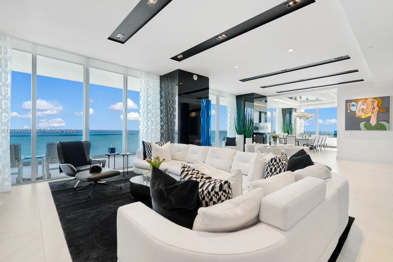 Foto de propiedad en 18501 Collins Avenue 2304, Sunny Isles Beach, FL 33160 Sunny Isles Beach con MLS# 