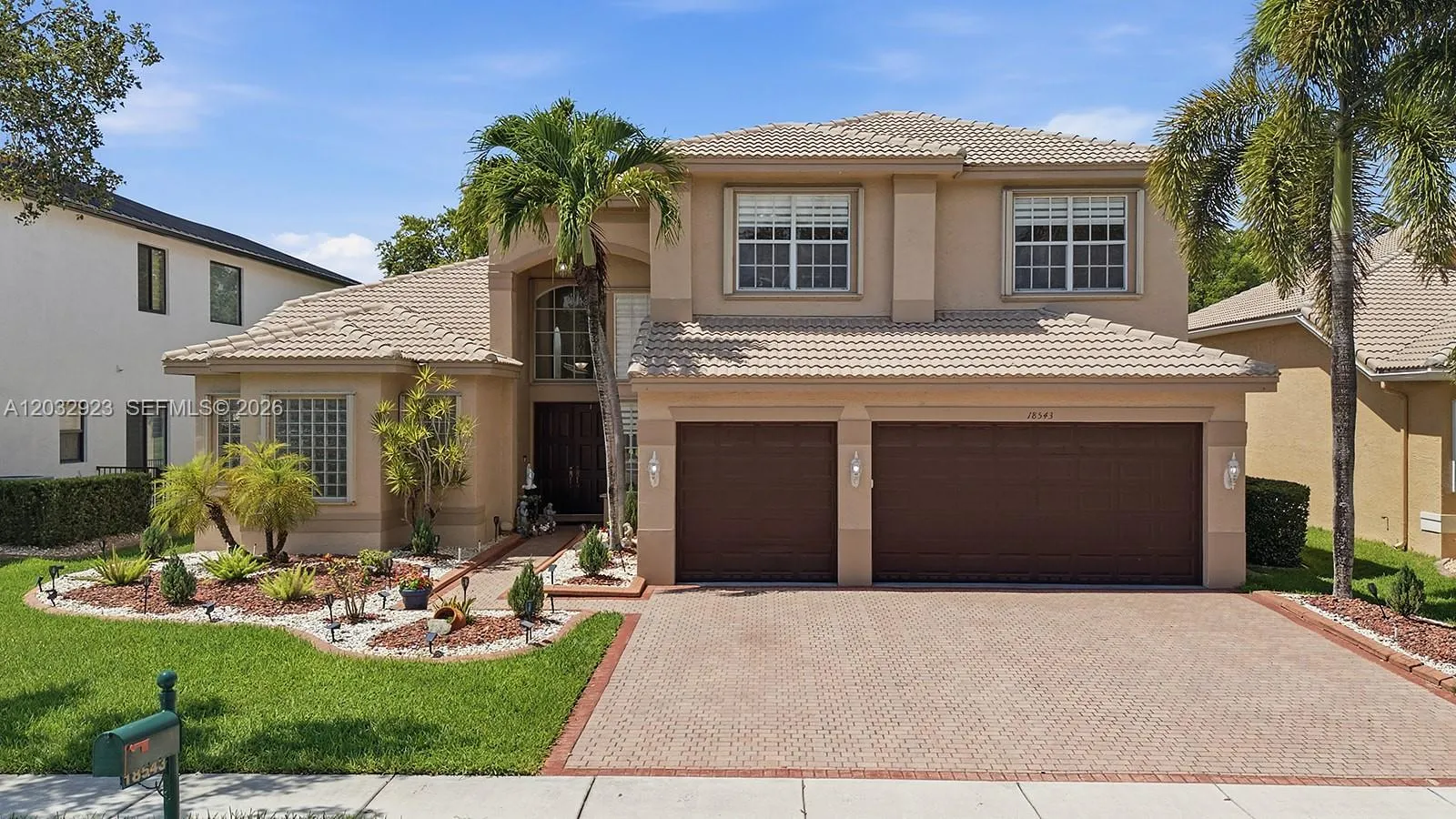 Foto de propiedad en 18543 SW 49th Street, Miramar, FL 33029 Miramar con MLS# 