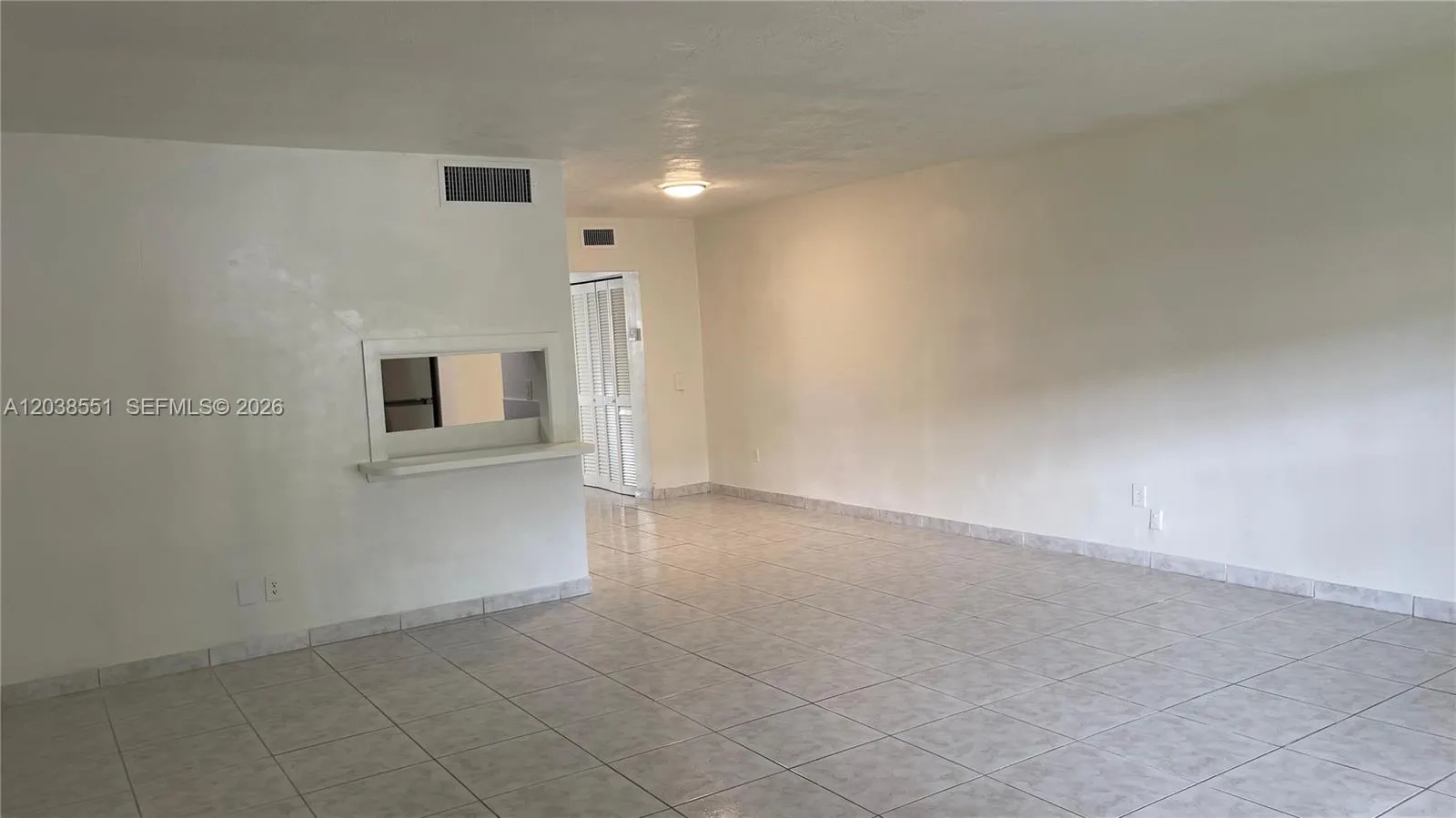 Foto de propiedad en 1855 NE 121st Street 2, North Miami, FL 33181 North Miami con MLS# 