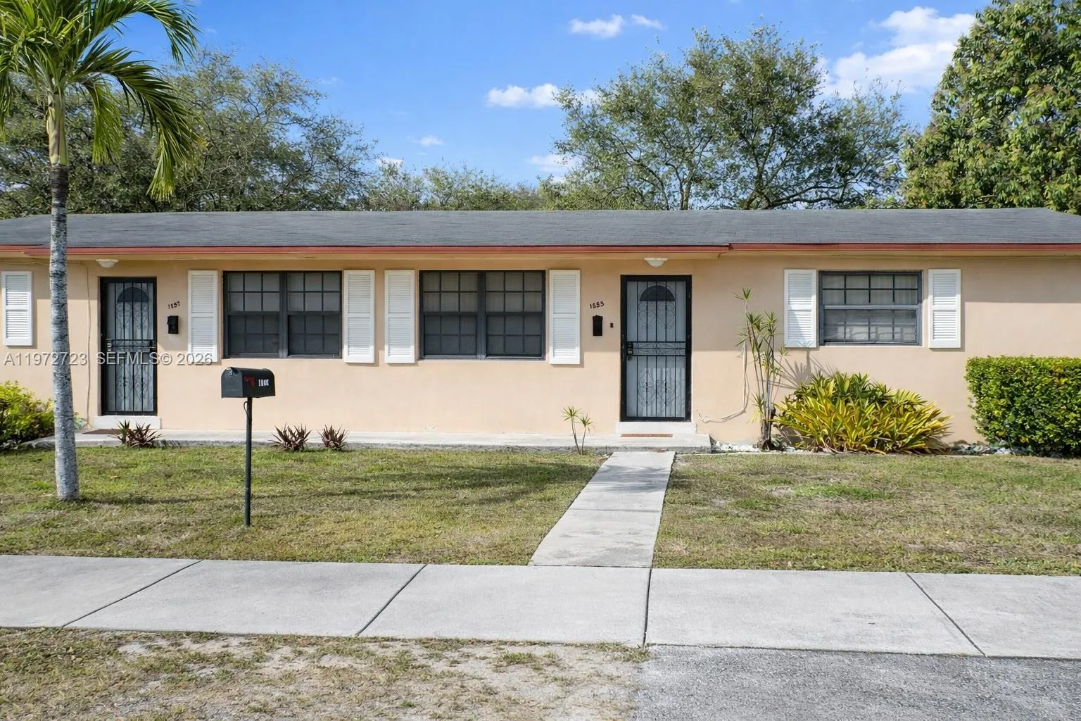 Vendido 1855 NW 93rd Terrace, Miami, FL 33147, Miami, FL 33147