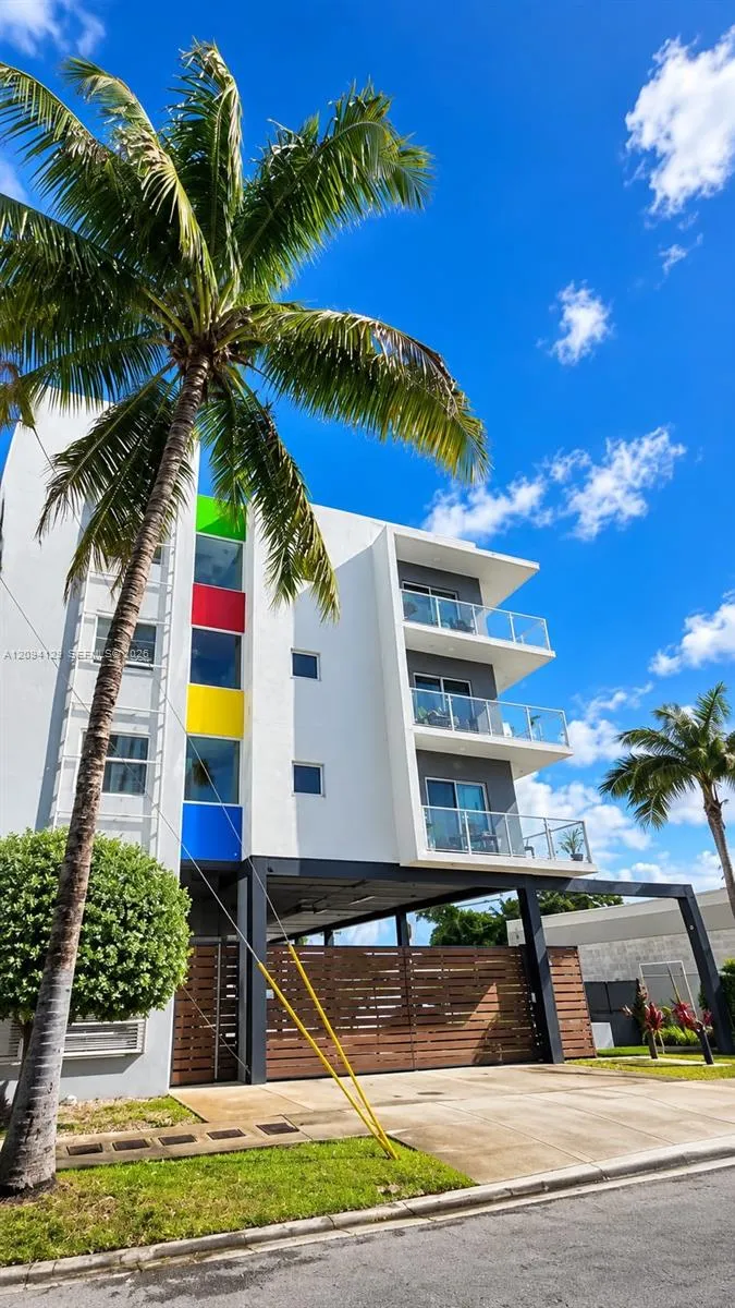 En Renta 1857 NW 24th Street 1, Miami, FL 33142, Miami, FL 33142