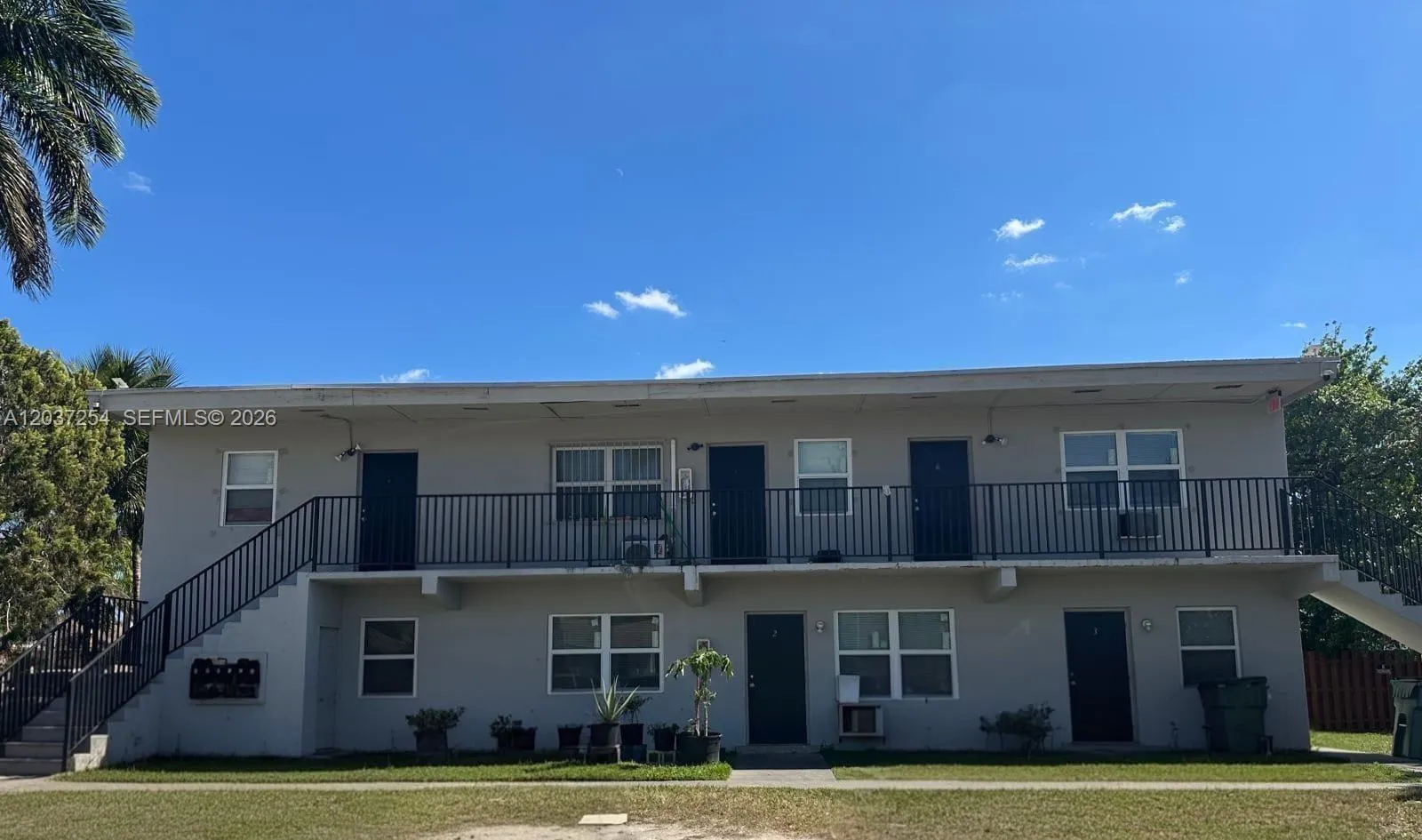 Foto de propiedad en 186 NW 1st Street 1, Homestead, FL 33030 Homestead con MLS# 
