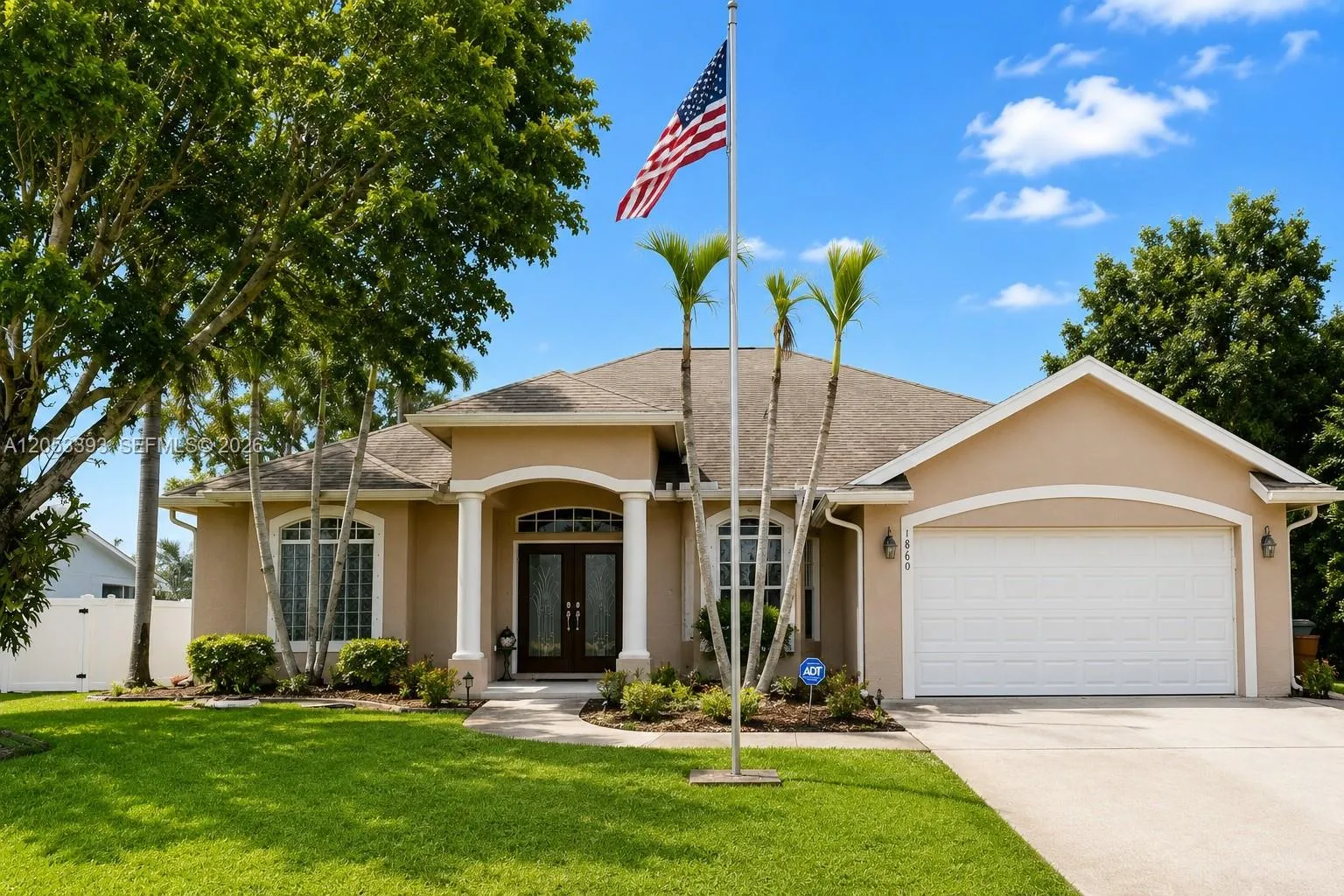 Foto de propiedad en 1860 SE Gaskins Circle, Port St. Lucie, FL 34952 Port St. Lucie con MLS# 
