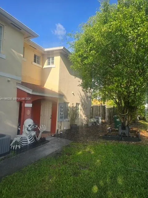 Vendido 18614 SW 100th Avenue 18614, Cutler Bay, FL 33157, Cutler Bay, FL 33157