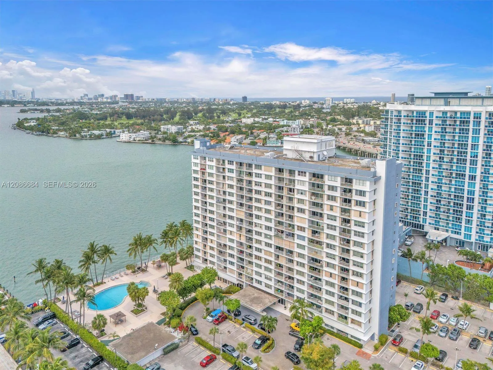 En Venta 1865 79th St Causeway 11F, North Bay Village, FL 33141, North Bay Village, FL 33141