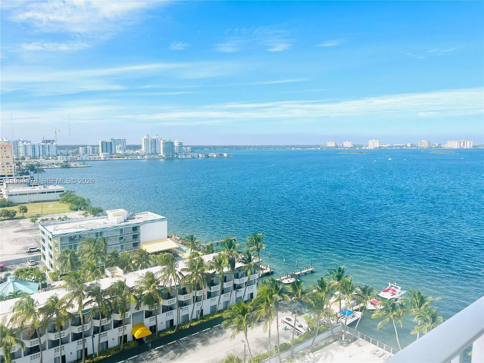 Foto de propiedad en 1865 79th St Causeway 16J, North Bay Village, FL 33141 North Bay Village con MLS# 