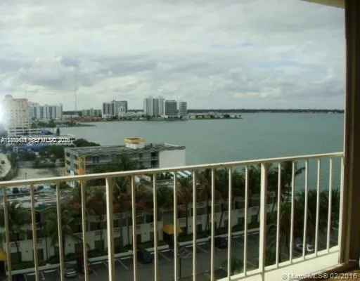 Foto de propiedad en 1865 79th St Causeway 6L, North Bay Village, FL 33141 North Bay Village con MLS# 
