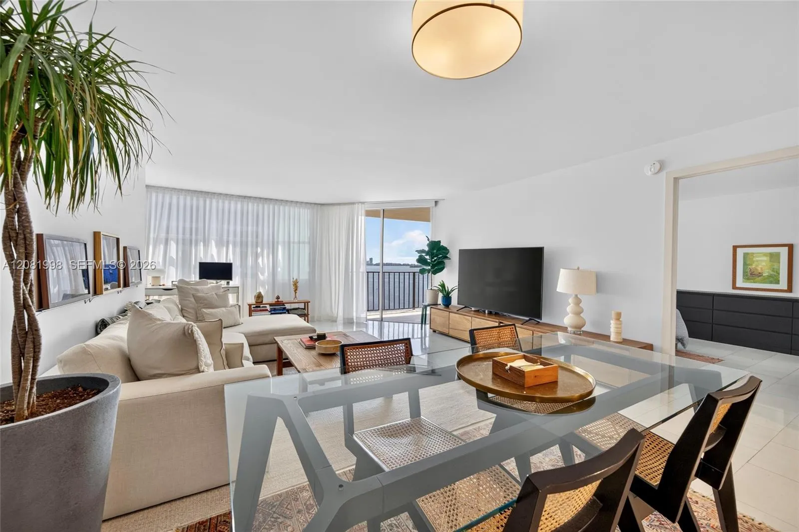 Foto de propiedad en 1865 Brickell Avenue A1606, Miami, FL 33129 Miami con MLS# 