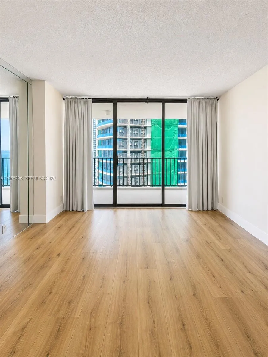 Foto de propiedad en 1865 Brickell Avenue A1802, Miami, FL 33129 Miami con MLS# 