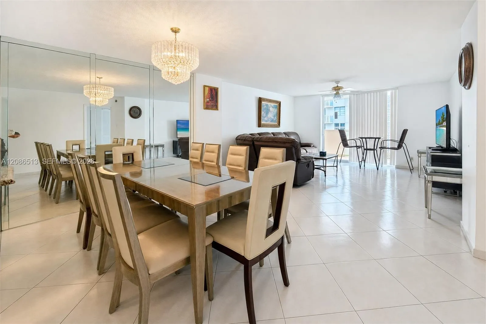 Foto de propiedad en 1865 S Ocean Drive 14D, Hallandale Beach, FL 33009 Hallandale Beach con MLS# 