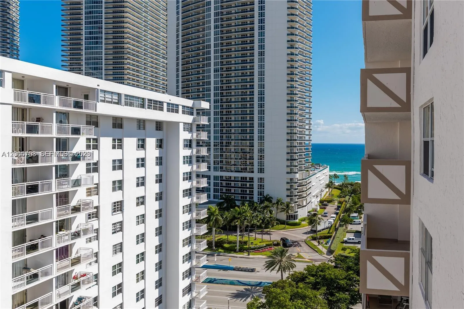 Foto de propiedad en 1865 S Ocean Drive 15B, Hallandale Beach, FL 33009 Hallandale Beach con MLS# 