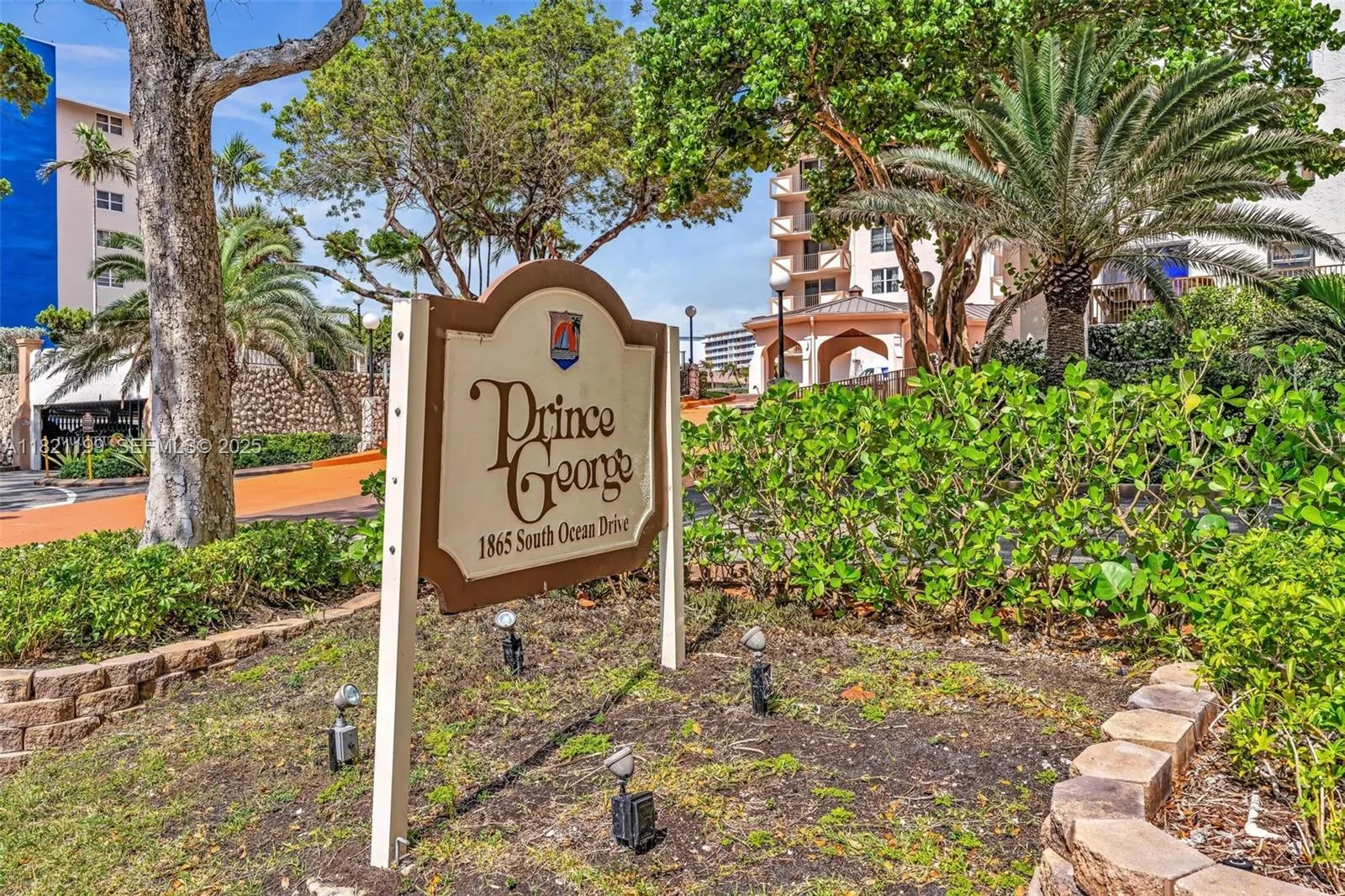 Foto de propiedad en 1865 S Ocean Drive 5J, Hallandale Beach, FL 33009 Hallandale Beach con MLS# 