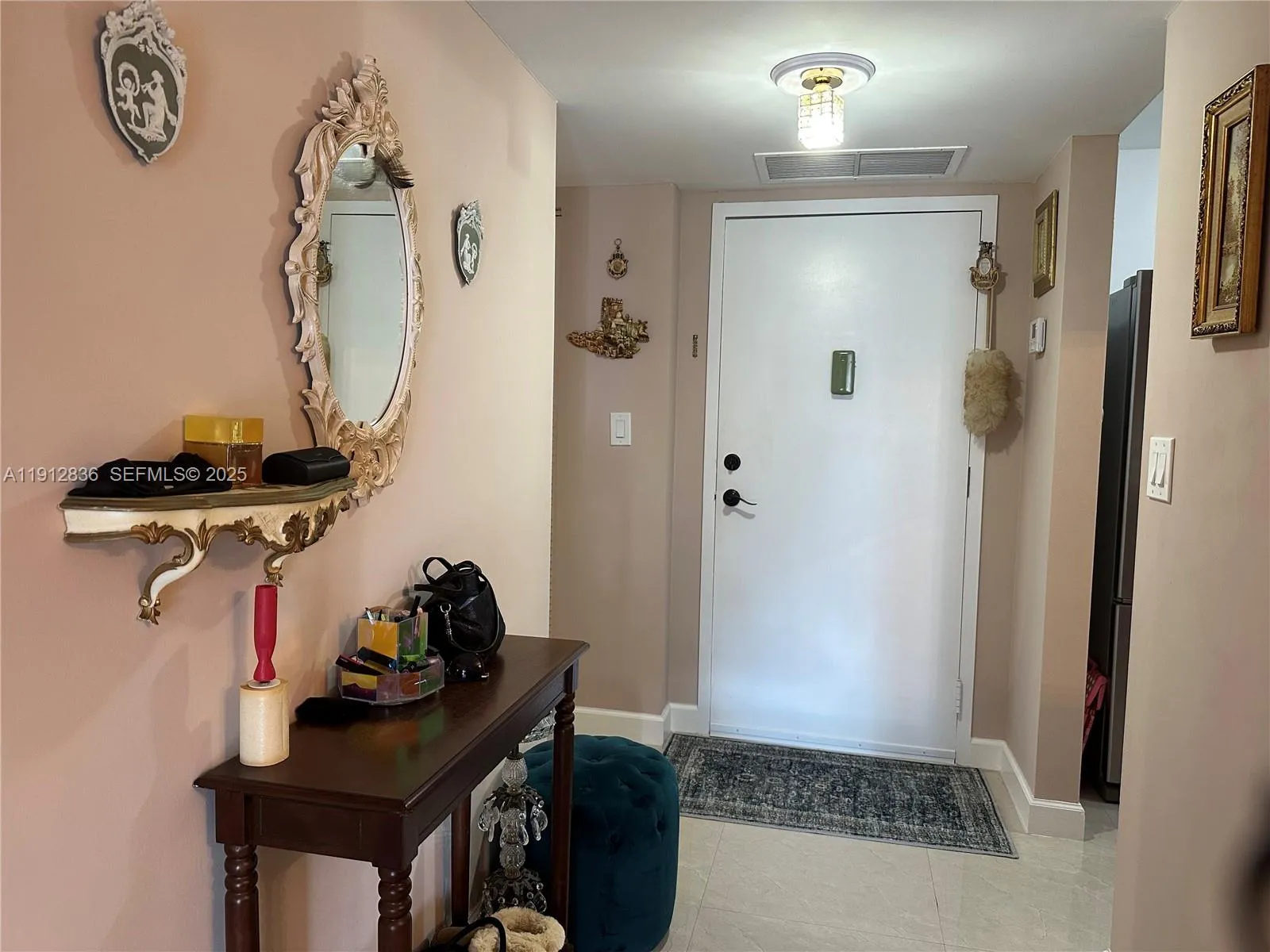 Foto de propiedad en 1865 S Ocean Drive 6H, Hallandale Beach, FL 33009 Hallandale Beach con MLS# 