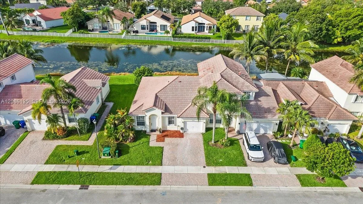 En Venta 18660 SW 28th Court, Miramar, FL 33029, Miramar, FL 33029