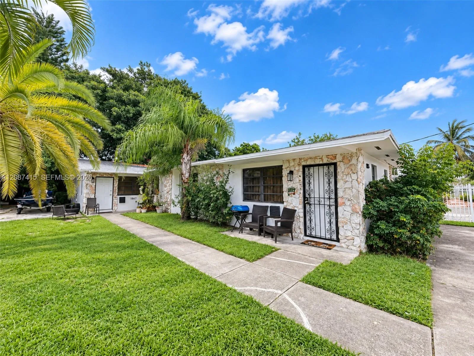 En Renta 1867 NW 55th Terrace 0, Miami, FL 33142, Miami, FL 33142