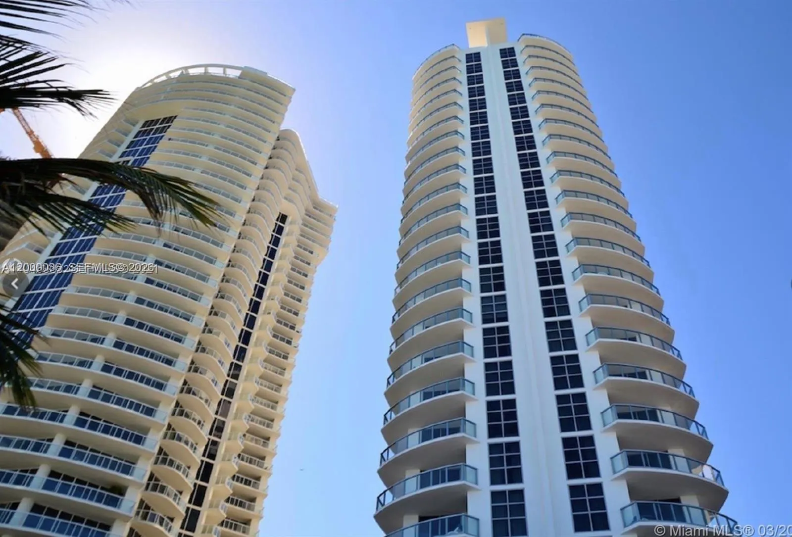Foto de propiedad en 18683 Collins Avenue 508, Sunny Isles Beach, FL 33160 Sunny Isles Beach con MLS# 