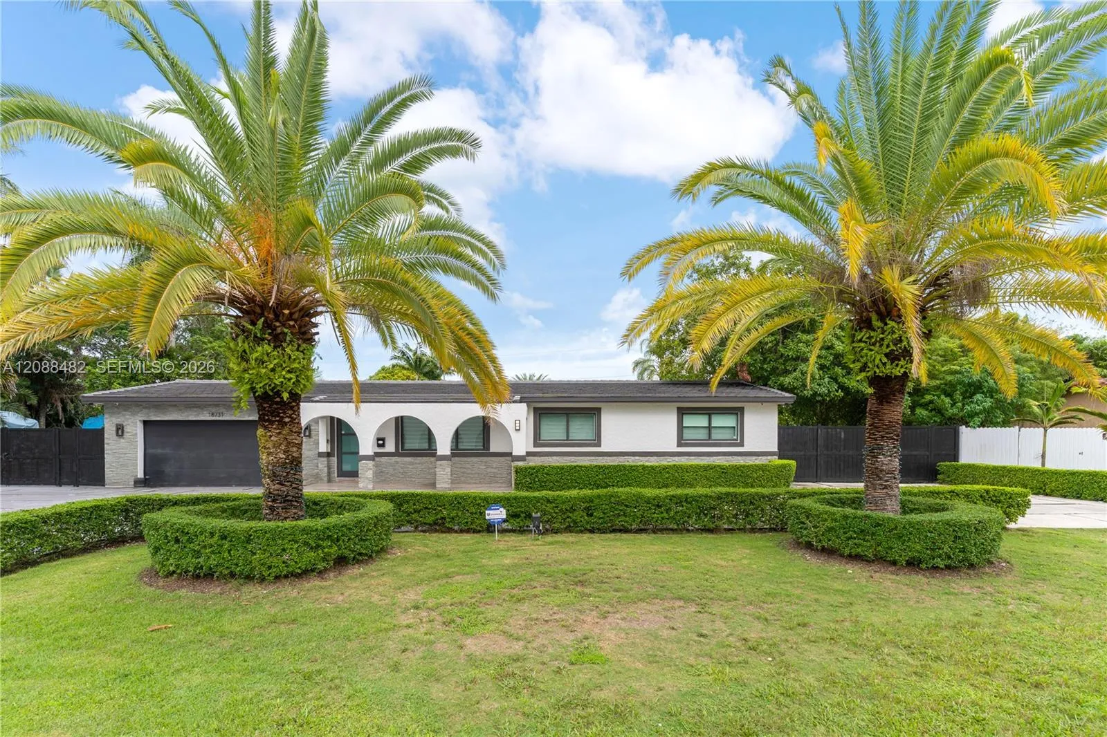 En Venta 18731 SW 87th Avenue, Cutler Bay, FL 33157, Cutler Bay, FL 33157