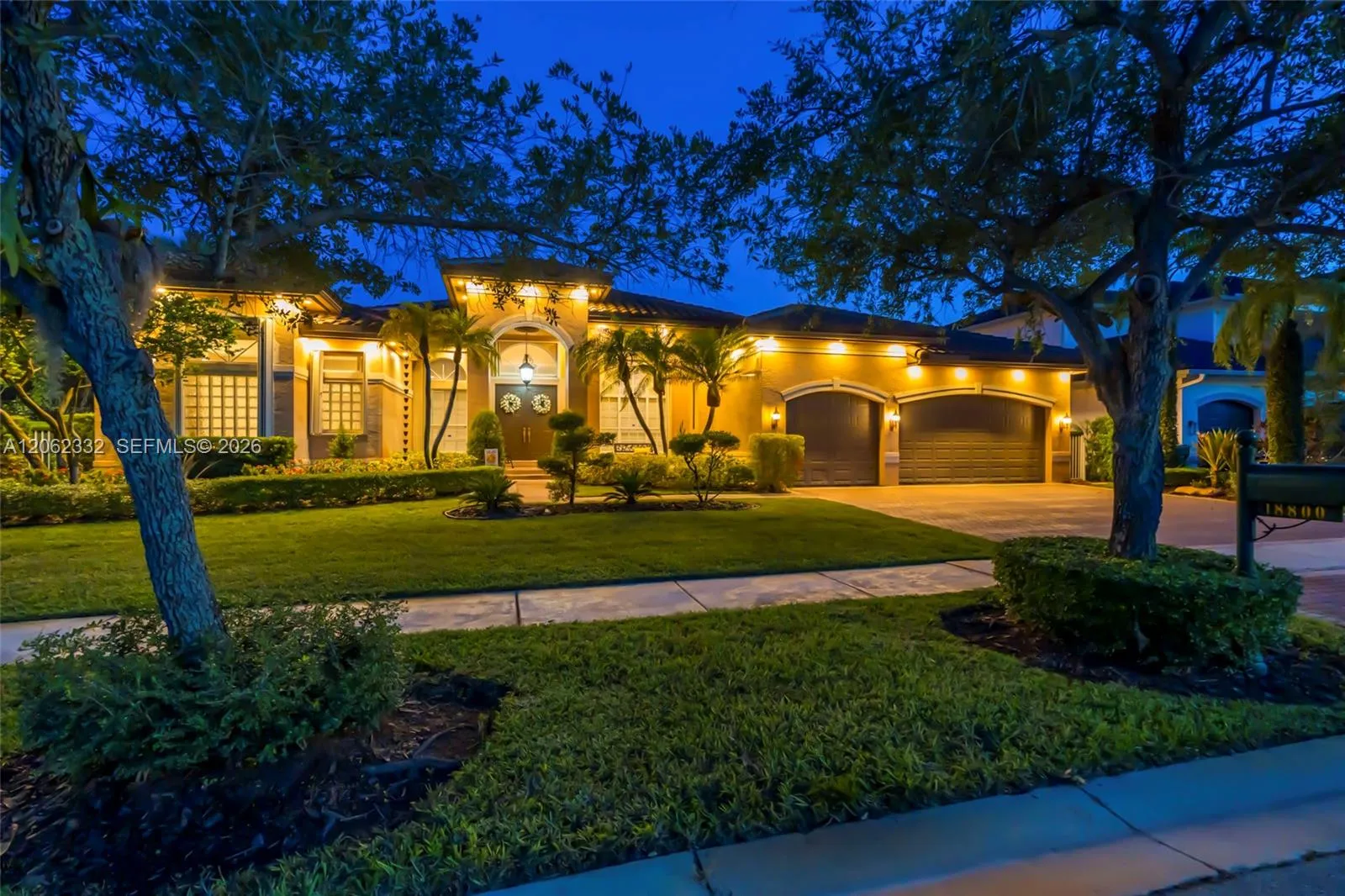 Foto de propiedad en 18800 SW 41st Street, Miramar, FL 33029 Miramar con MLS# 