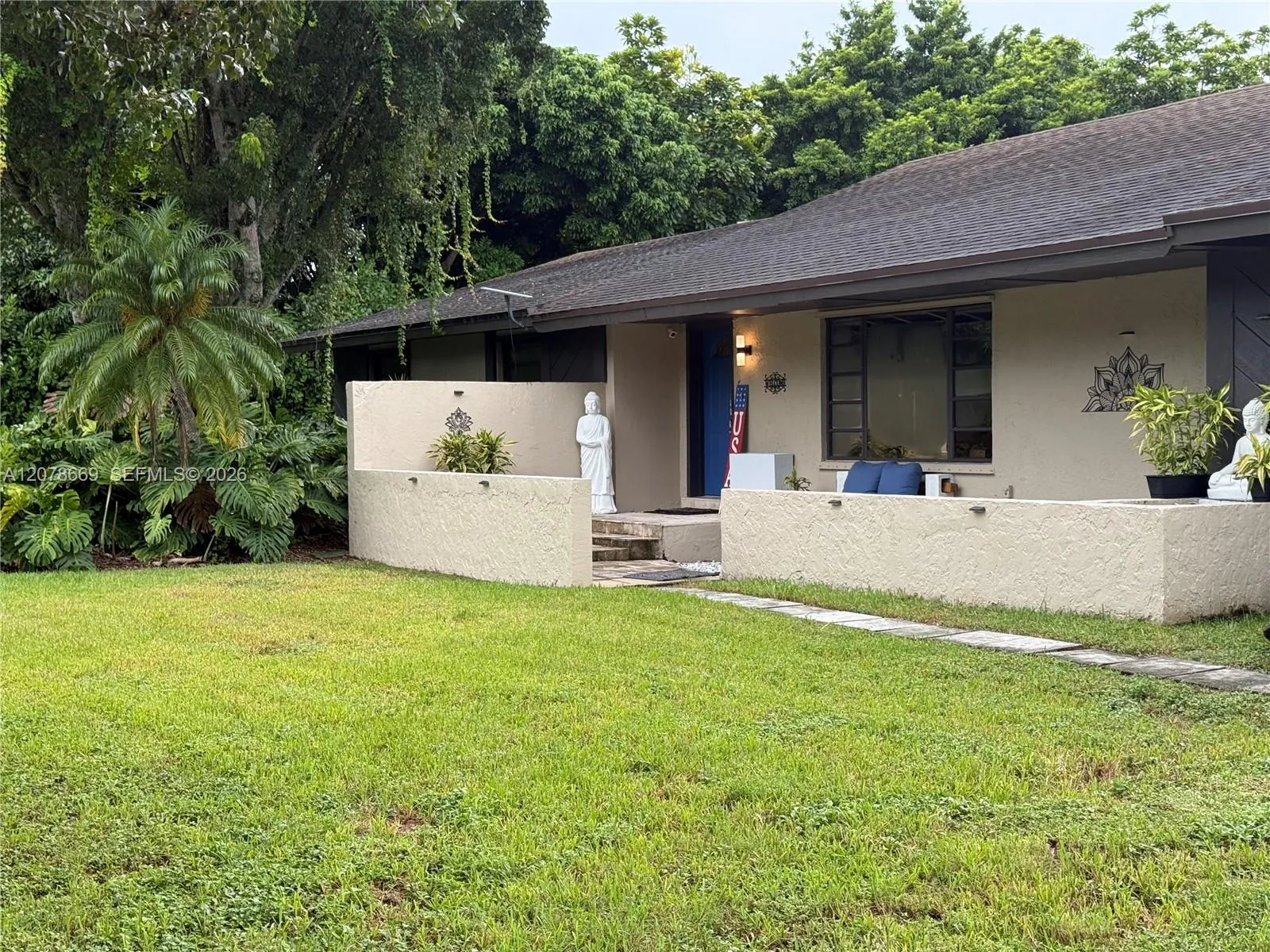 Foto de propiedad en 18850 SW 197th Avenue, Miami, FL 33187 Miami con MLS# 
