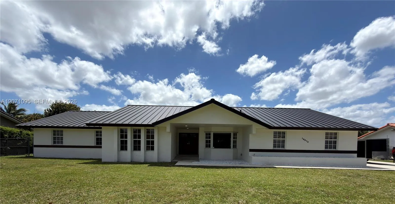 Foto de propiedad en 18870 SW 294th Terrace, Homestead, FL 33030 Homestead con MLS# 