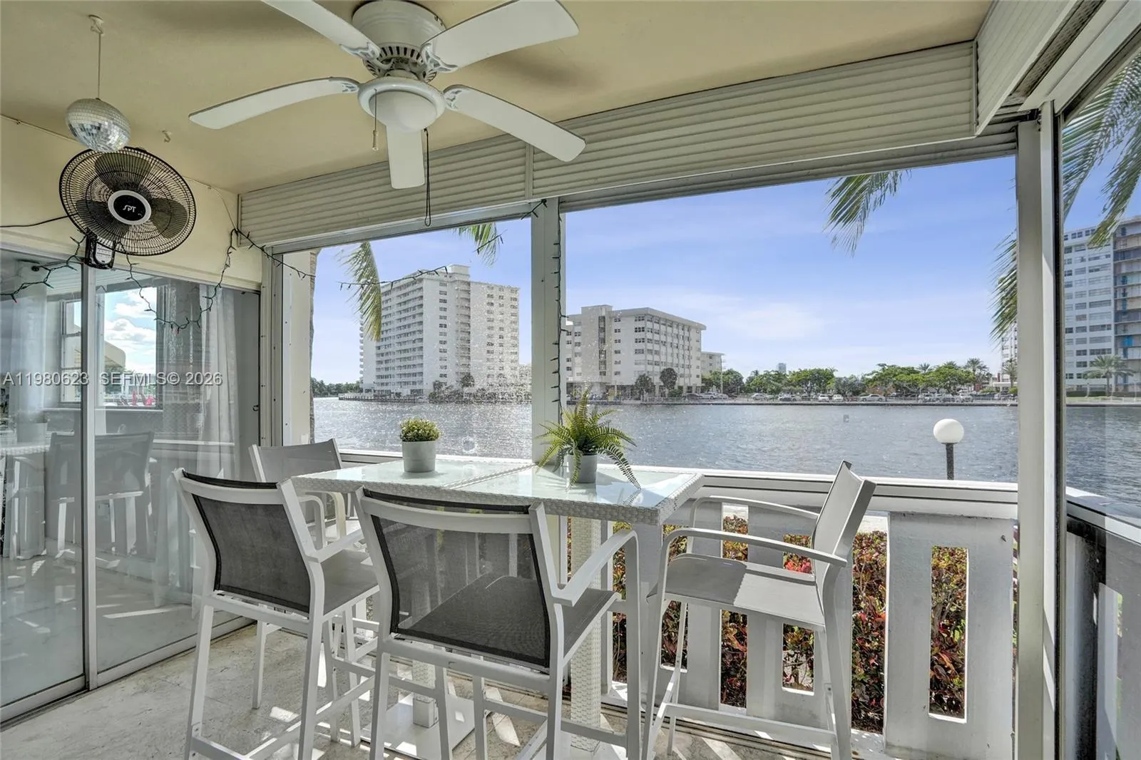 Foto de propiedad en 1889 S Ocean Drive 114, Hallandale Beach, FL 33009 Hallandale Beach con MLS# 