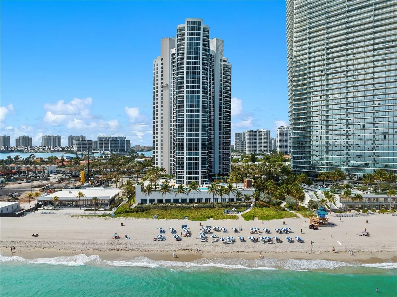 Foto de propiedad en 18911 Collins Avenue 2502, Sunny Isles Beach, FL 33160 Sunny Isles Beach con MLS# 