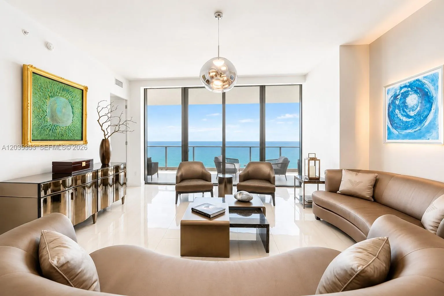 Foto de propiedad en 18975 Collins Avenue 1802, Sunny Isles Beach, FL 33160 Sunny Isles Beach con MLS# 
