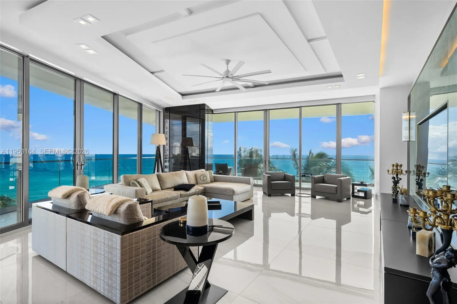 Foto de propiedad en 18975 Collins Avenue 400+ Cabana, Sunny Isles Beach, FL 33160 Sunny Isles Beach con MLS#