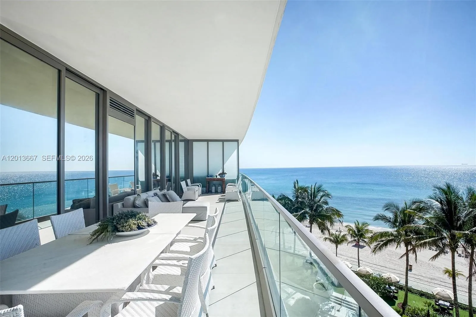 Foto de propiedad en 18975 Collins Avenue 501, Sunny Isles Beach, FL 33160 Sunny Isles Beach con MLS# 