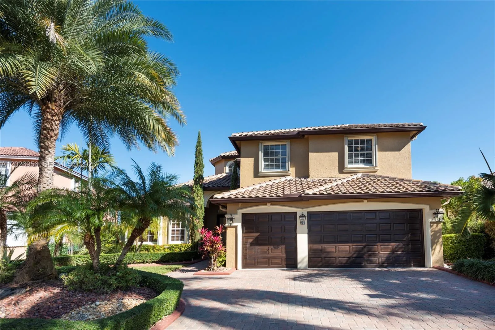 Foto de propiedad en 18991 SW 32nd Street, Miramar, FL 33029 Miramar con MLS# 