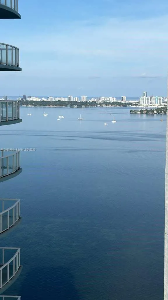 En Renta 1900 N Bayshore Drive 3007, Miami, FL 33132, Miami, FL 33132