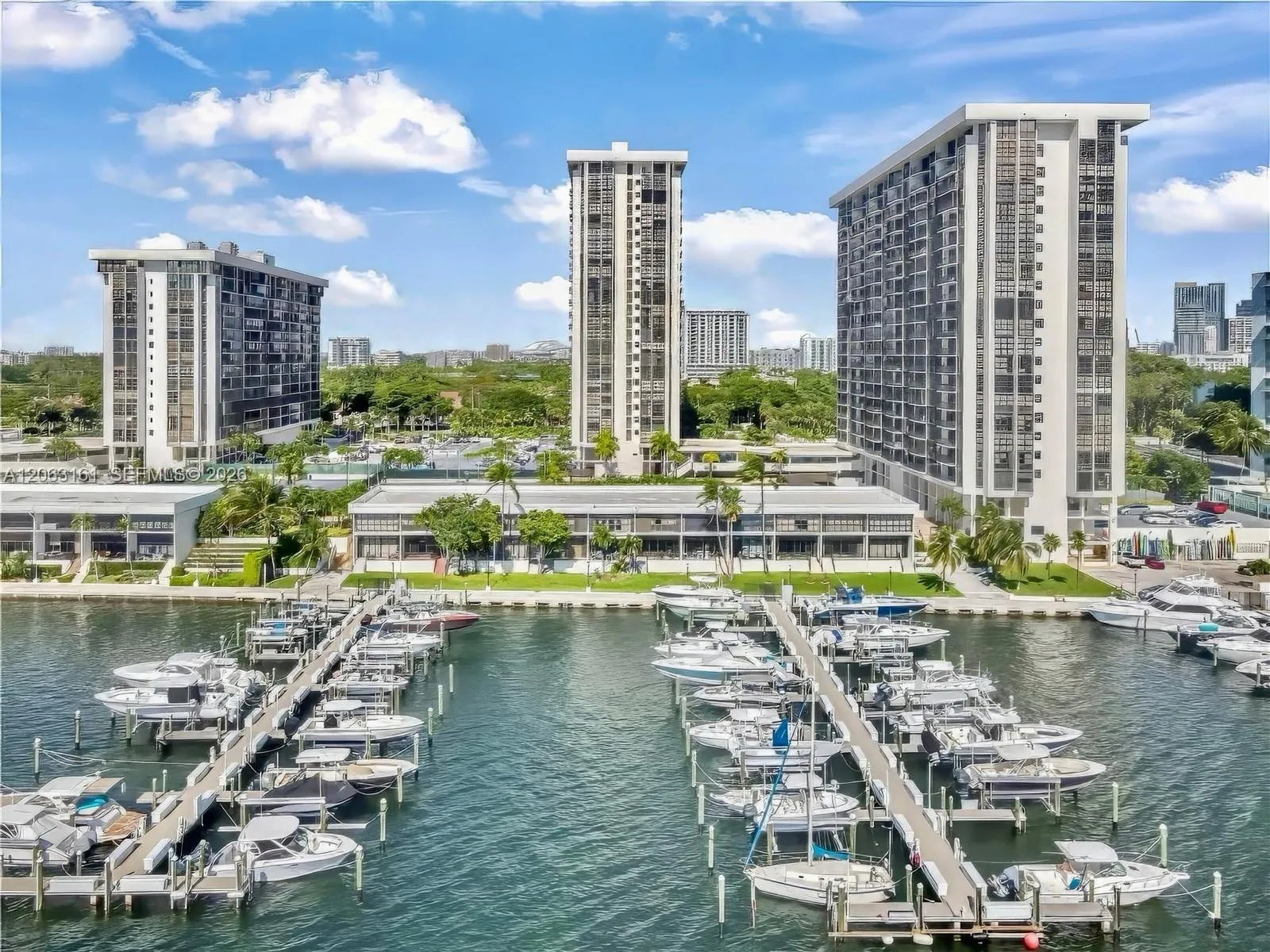 Foto de propiedad en 1901 Brickell Avenue B512, Miami, FL 33129 Miami con MLS# 
