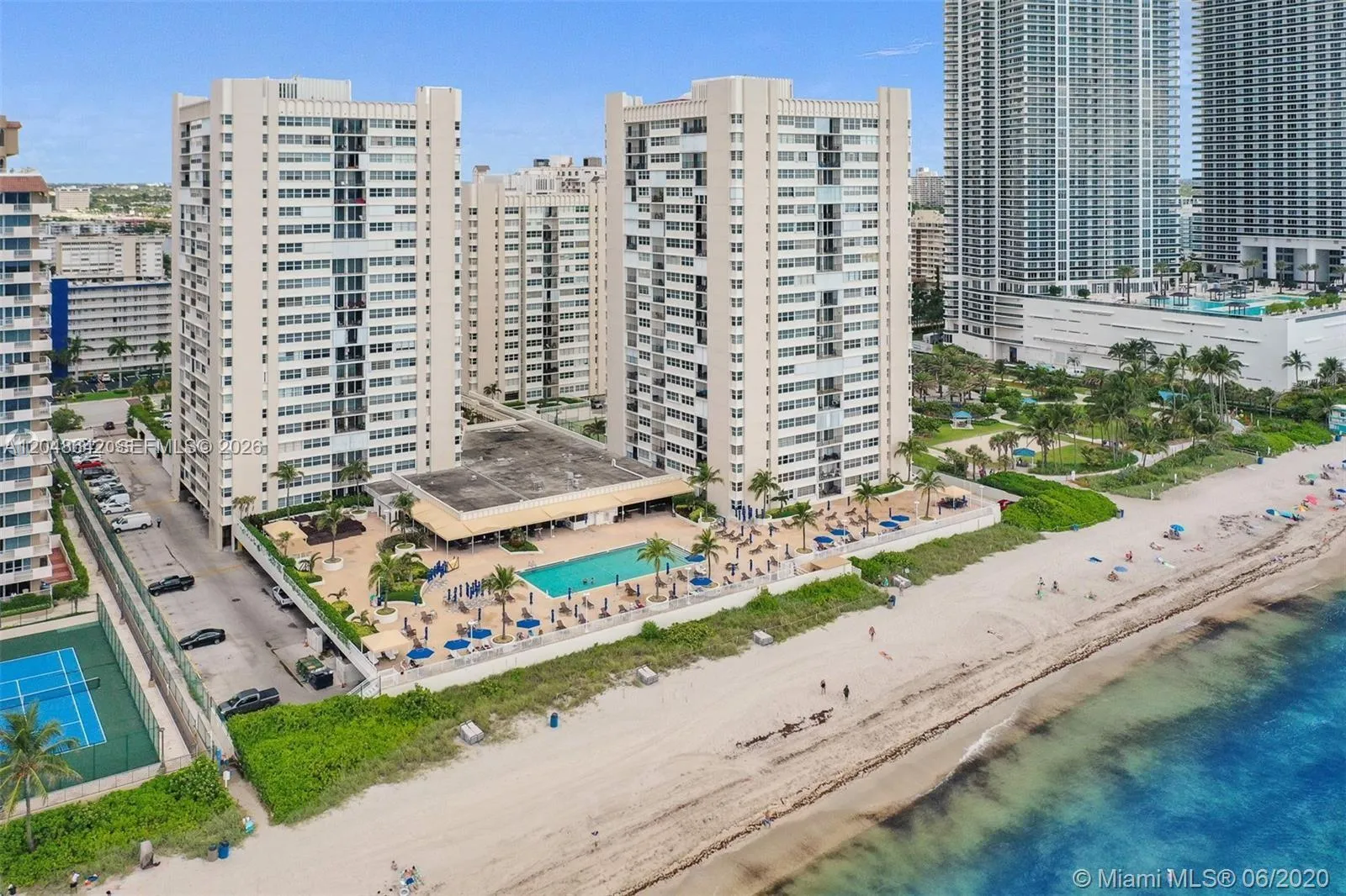 Foto de propiedad en 1904 S Ocean Drive 1607, Hallandale Beach, FL 33009 Hallandale Beach con MLS# 