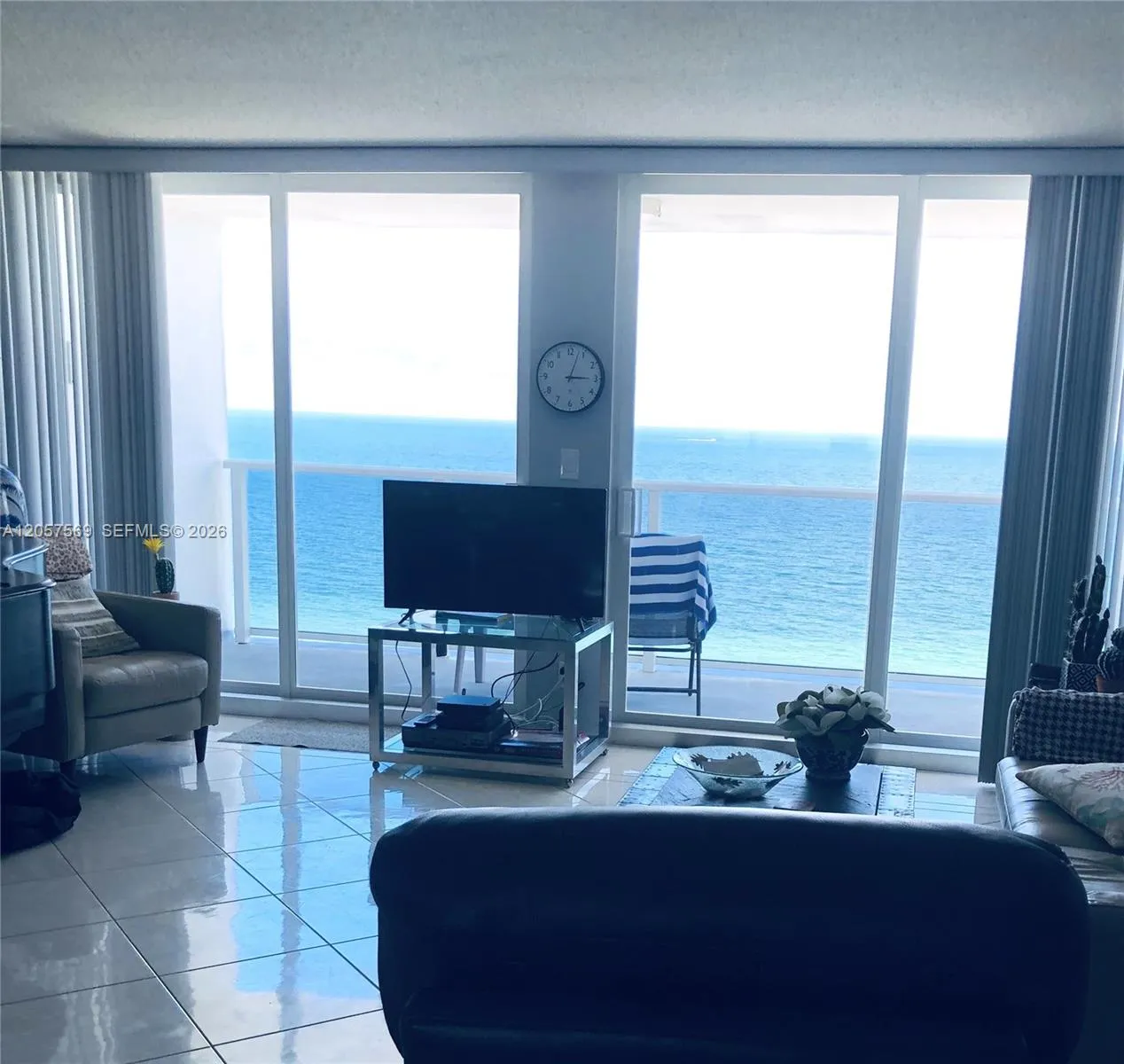 Foto de propiedad en 1904 S Ocean Drive 1803, Hallandale Beach, FL 33009 Hallandale Beach con MLS#