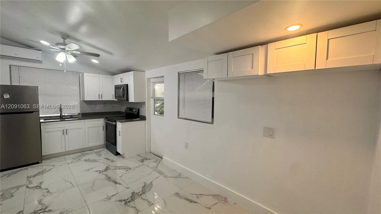 En Renta 1905 Harding Street 1, Hollywood, FL 33020, Hollywood, FL 33020