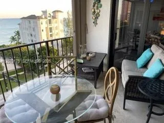 Foto de propiedad en 1905 N Ocean Boulevard 8E, Fort Lauderdale, FL 33305 Fort Lauderdale con MLS# 