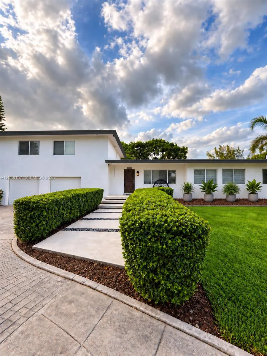 En Venta 19050 SW 144th Avenue, Miami, FL 33177, Miami, FL 33177