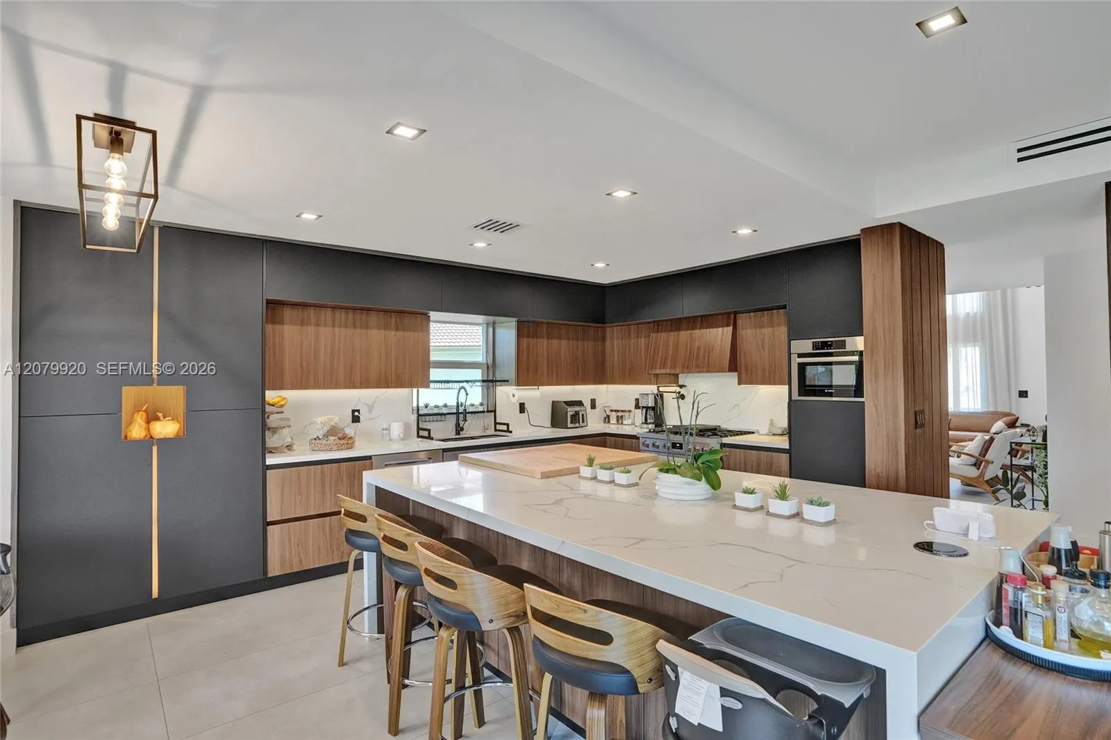 En Venta 191 Alhambra Way, Weston, FL 33326, Weston, FL 33326