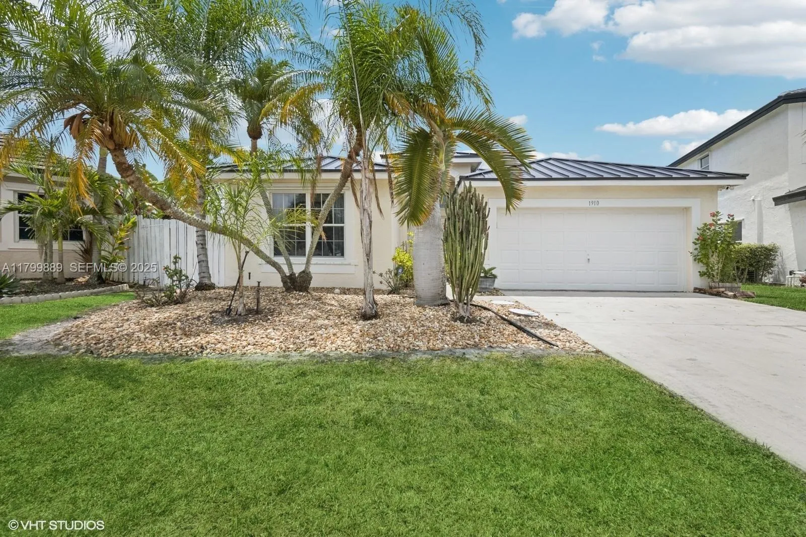 Foto de propiedad en 1910 SW 183rd Terrace, Miramar, FL 33029 Miramar con MLS# 