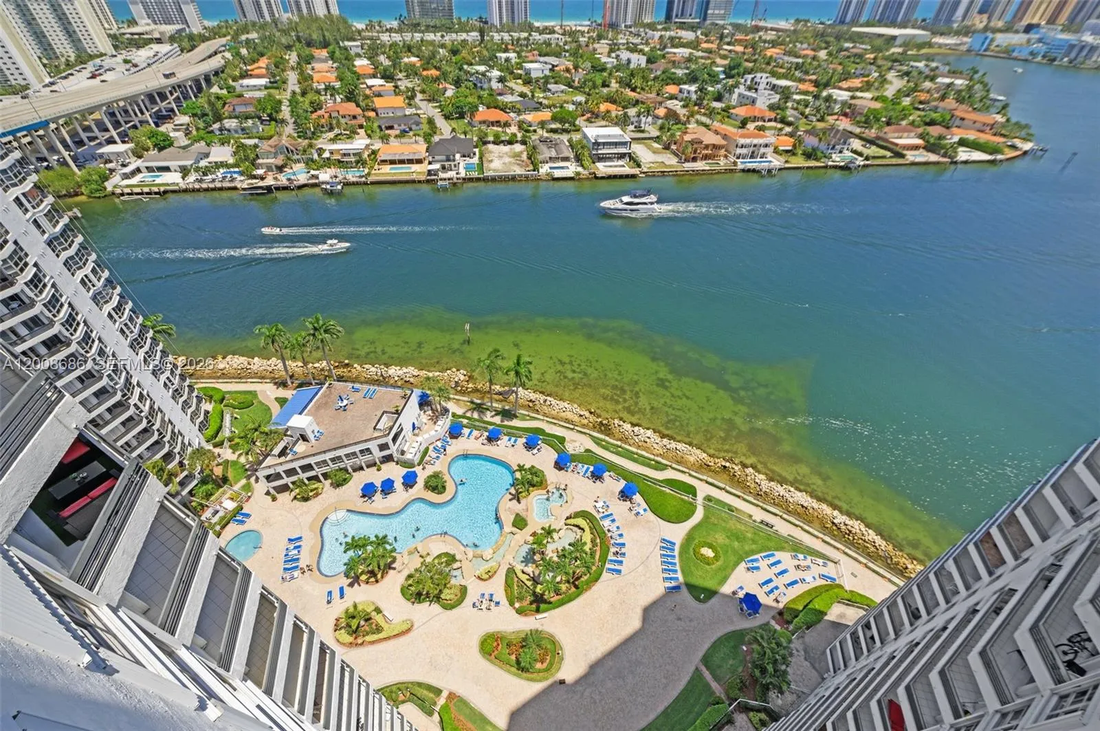 Foto de propiedad en 19101 NE 36th Court 2509, Aventura, FL 33180 Aventura con MLS# 