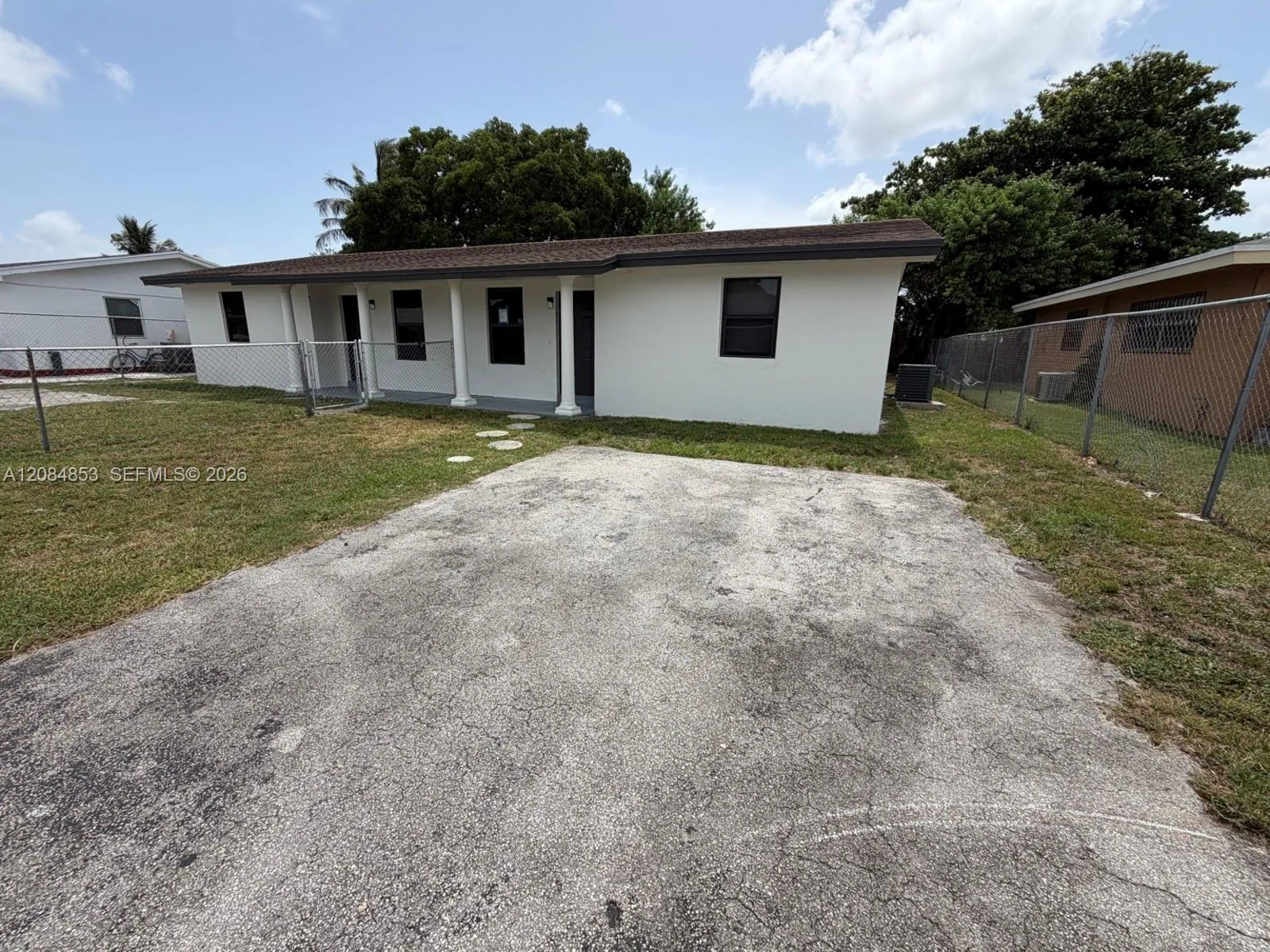 En Renta 19110 SW 113th Place 19110, Miami, FL 33157, Miami, FL 33157