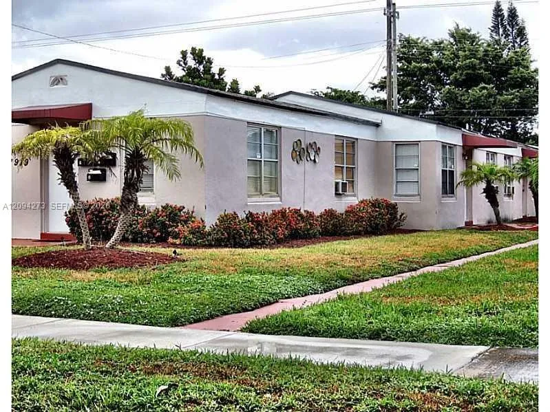 En Venta 1919 Buchanan Street, Hollywood, FL 33020, Hollywood, FL 33020