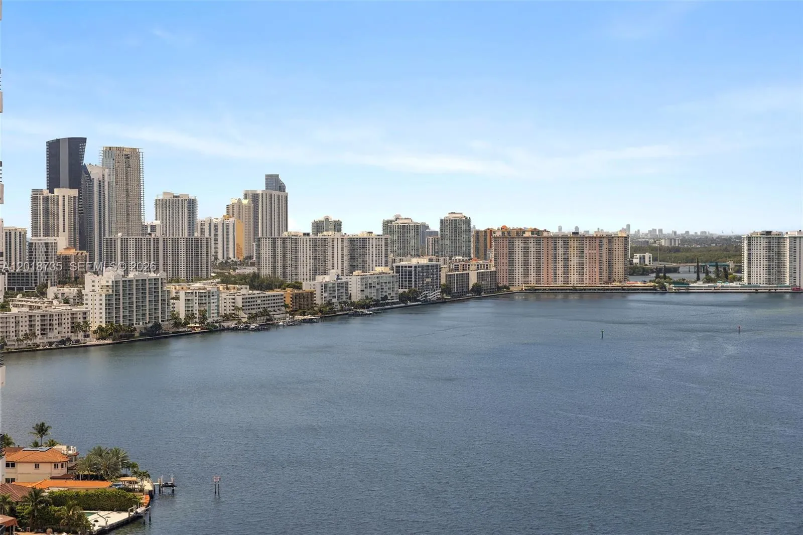 En Renta 19195 NE 36th Court 2705, Aventura, FL 33180, Aventura, FL 33180