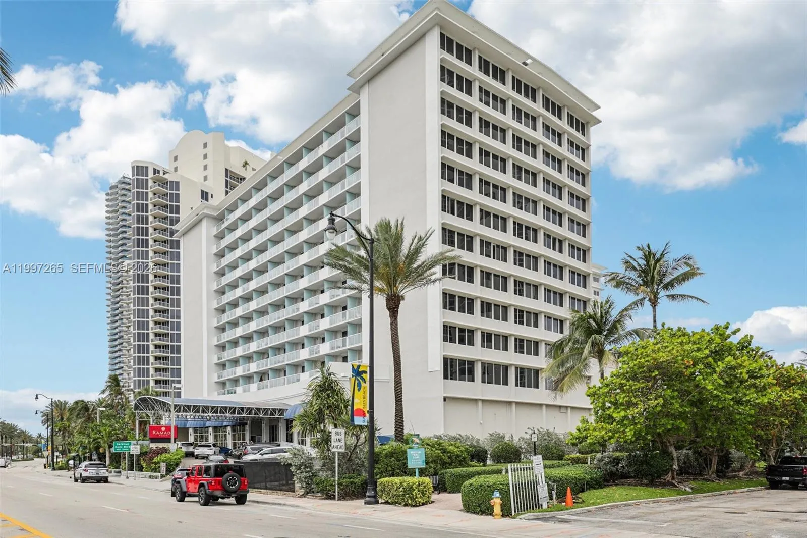 Foto de propiedad en 19201 Collins Avenue 223, Sunny Isles Beach, FL 33160 Sunny Isles Beach con MLS# 